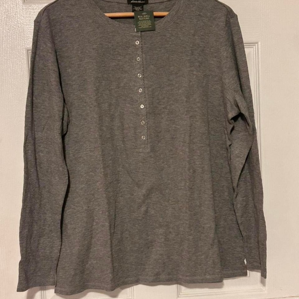 Eddie‎ Bauer Women's Gray Henley Size XXL